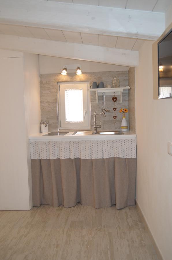 B&B Cieli Di Dante กอนแวร์ซาโน ภายนอก รูปภาพ