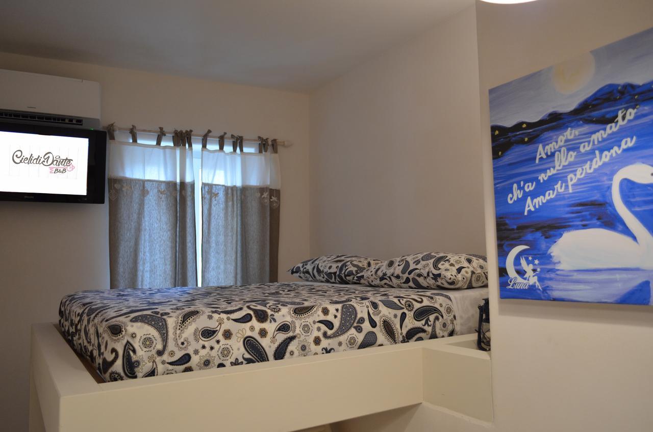 B&B Cieli Di Dante กอนแวร์ซาโน ภายนอก รูปภาพ